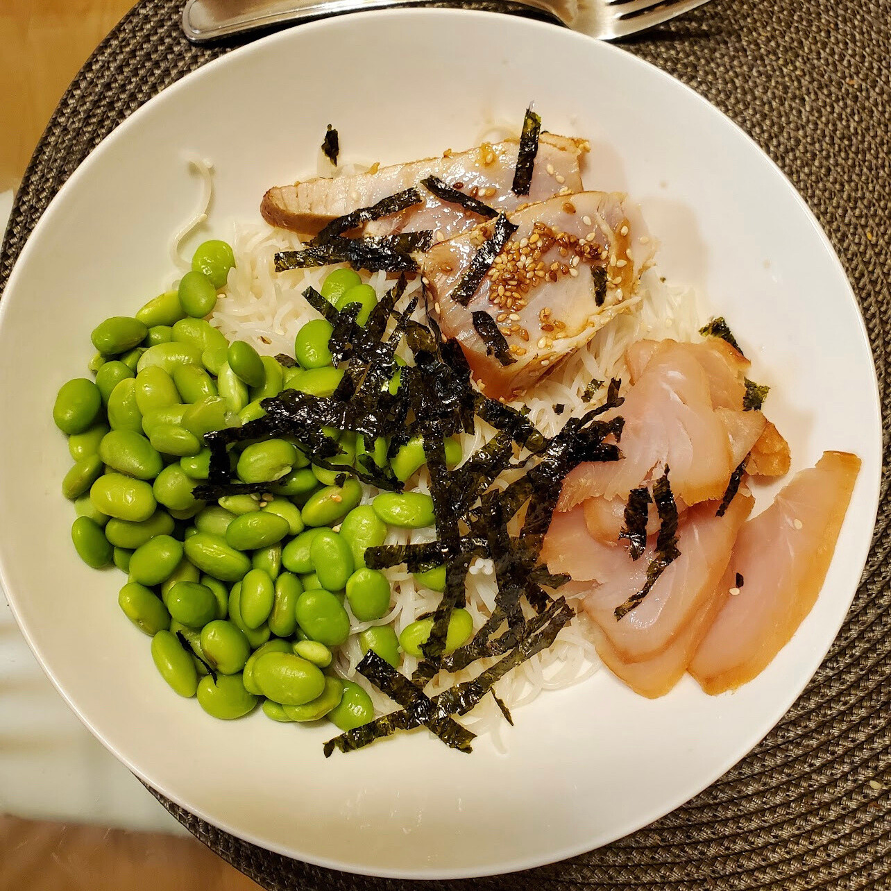 Vermicelli bowl with Tuna Lox.