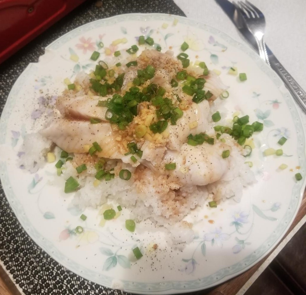 Zeke's Chinese Rockfish Recipe photo. Taken fresh on a local BC fishing
boat.